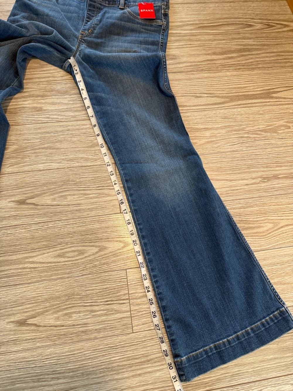 NWT SPANX FLARE JEANS - Picture 8 of 9